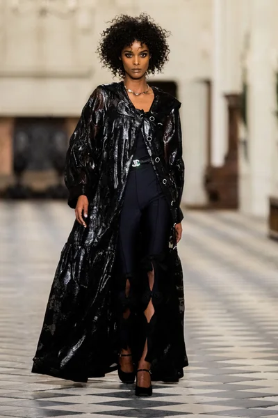 Look 61
